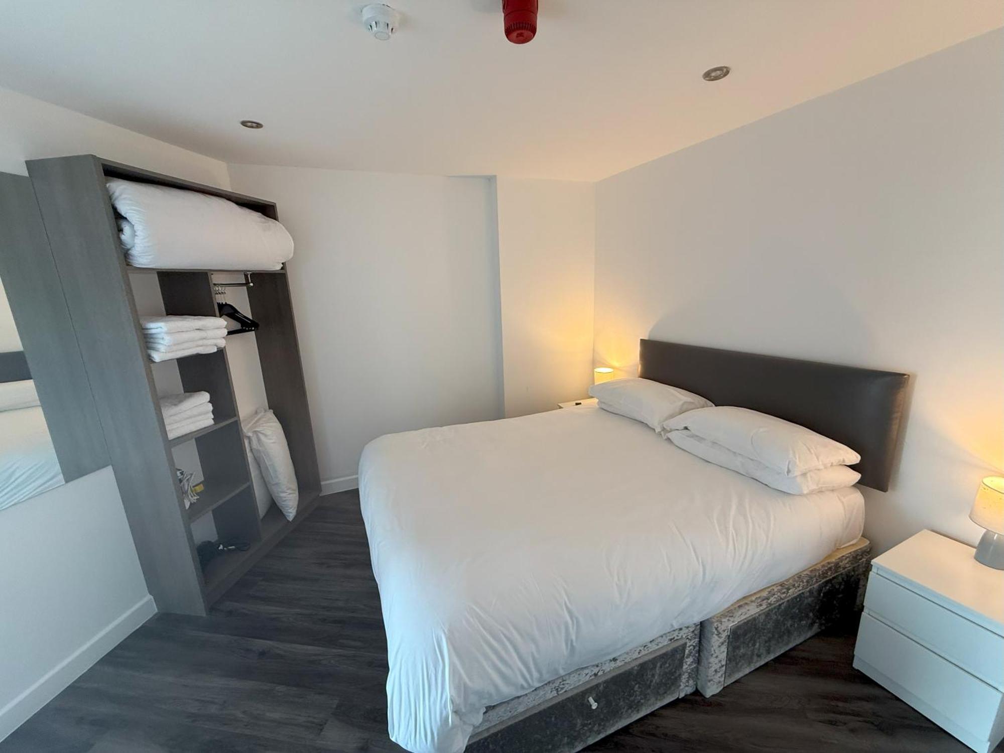 Hotel Coastal Plaza Blackpool Esterno foto